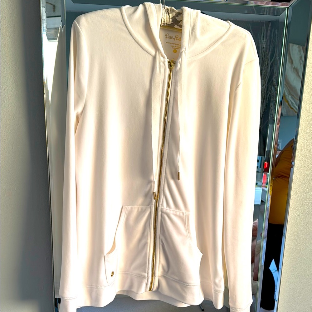 Lilly Pulitzer Collection  Creamy white Zip-Up Hoodie.Velvet.Size L.New no tags